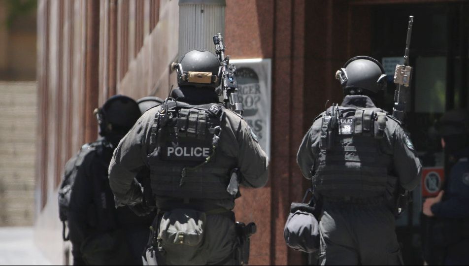 ALERTĂ în Australia! Atentate teroriste care vizau gara, piața și catedrale din Melbourne, dejucate