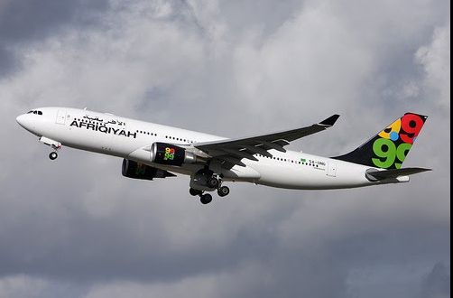 Răsturnare de situație în cazul avionului deturnat în Malta. Atacatorii au cerut azil 