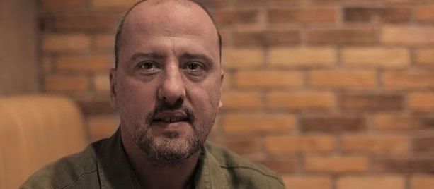 Situaţie bizară în Turcia. Un cunoscut jurnalist, în închisoare pentru declarații postate pe Twitter