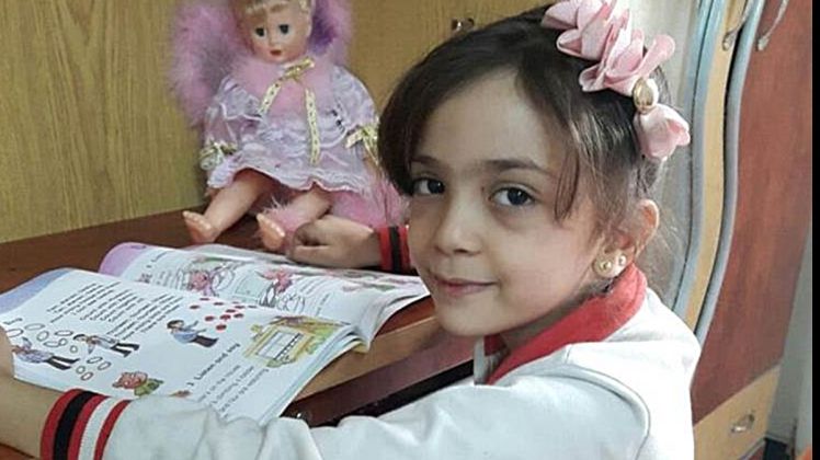 Mesaj tulburător al unei fetițe de 7 ani, pe Twitter. O lume-ntreagă, șocată. ”Simt moartea...”