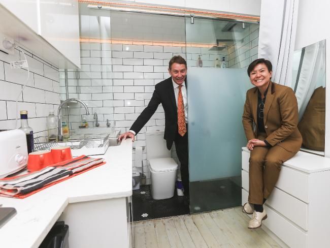 Cum arată apartamentul de 14 metri pătraţi vândut pentru suma fabuloasă de 350.000 de dolari