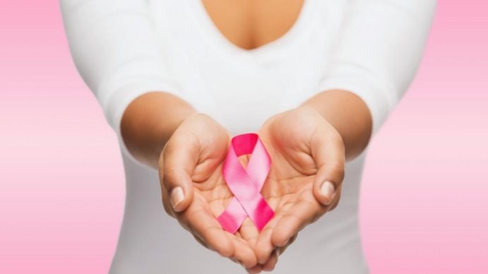 5 semne timpurii de cancer la sân