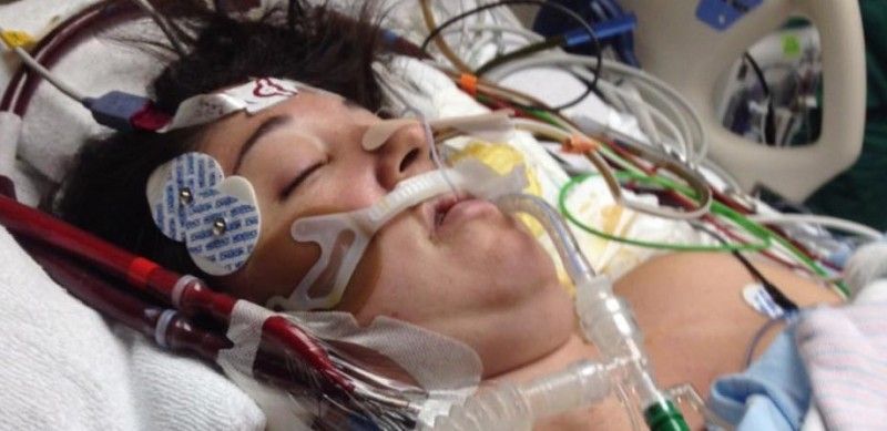 Această mamă de 23 de ani era deja moartă. Ce s-a întâmplat când copilul a fost pus la pieptul ei