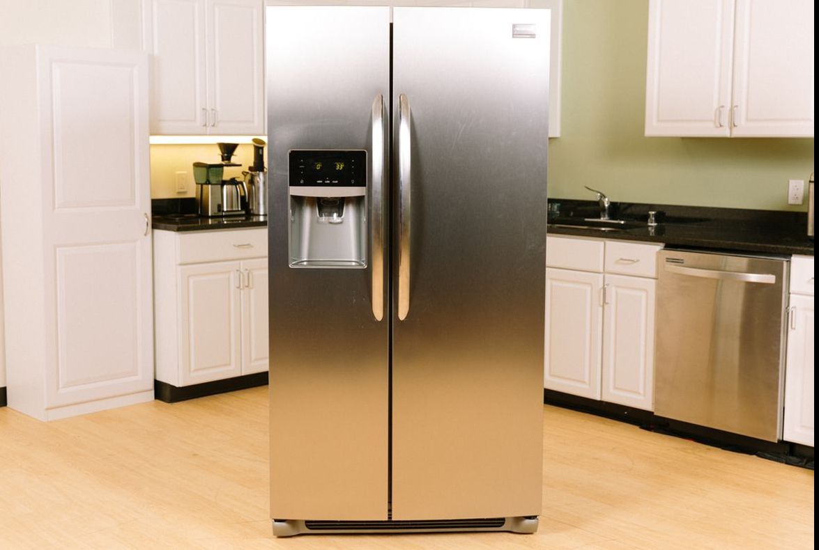 eMAG – Top 6 cele mai ieftine frigidere de tip side by side