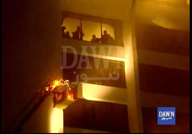 Incendiu în Ploieşti: cinci case au fost cuprinse de flăcări