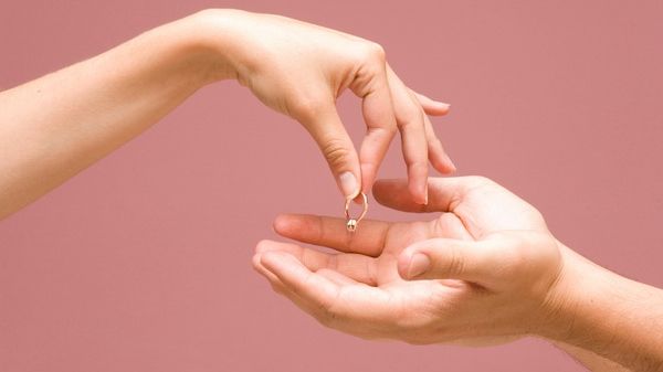 Divorţezi? Primeşti bani pentru acest lucru 