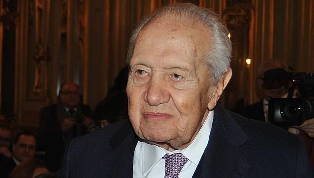 Fostul președinte portughez Mario Soares este internat în stare critică