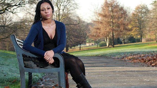 Povestea ÎNSPĂIMÂNTĂTOARE a unei tinere. Ce i-a făcut prietenul vreme de doi ani în timp ce dormea