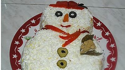 Cele mai bune idei de ornat salata de boef pentru Crăciun