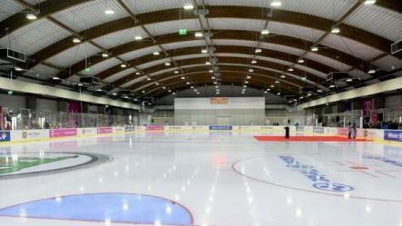 Ion Țiriac a inaugurat un nou patinoar în Otopeni. La cât se ridică investiţia?