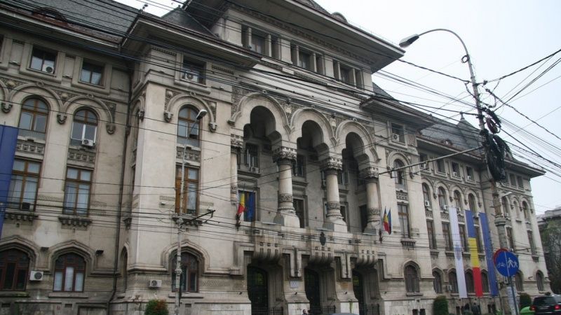 Primăria se întoarce în vechiul sediu. Cheltuieli uriașe, critici privind calitatea lucrărilor