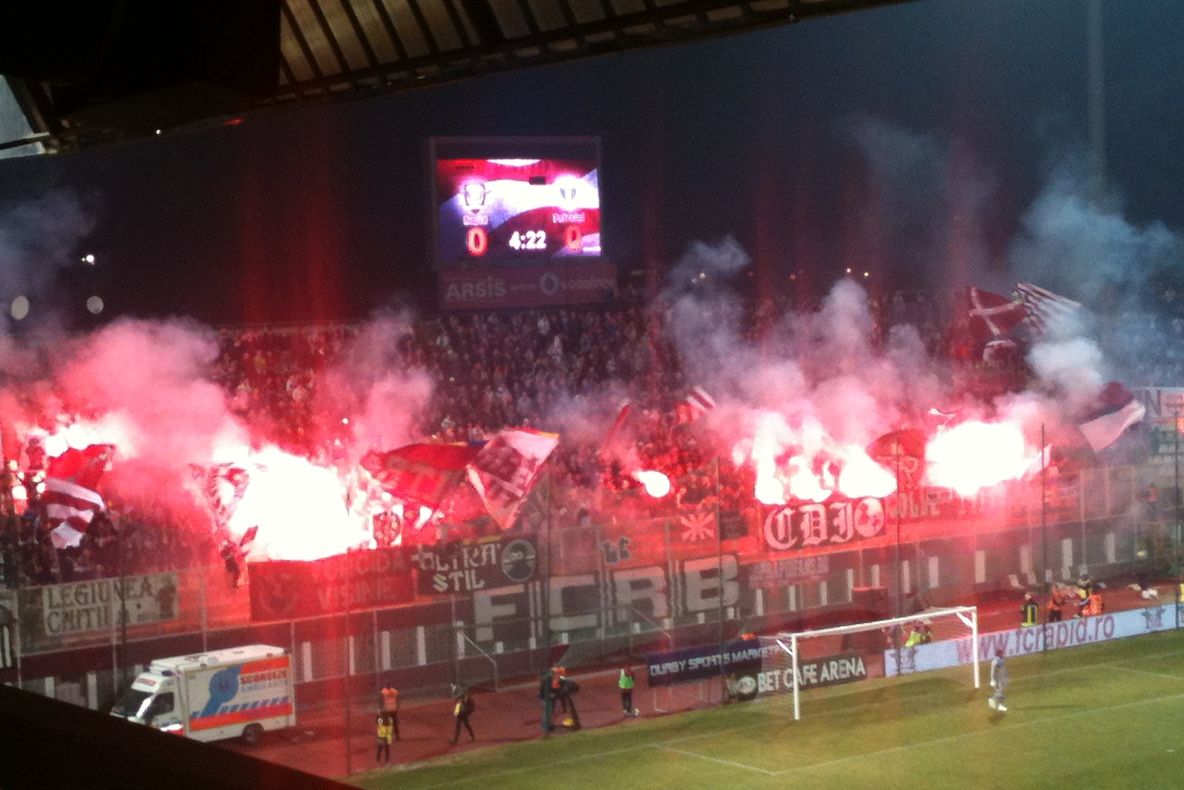 OFICIAL! Rapid Bucureşti NU mai există. Palmaresul clubului, scos la licitaţie în 2017