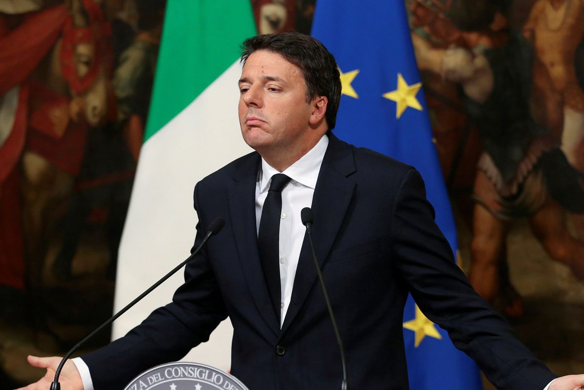 Preşedintele Italiei i-a cerut lui Matteo Renzi să îşi amâne demisia, până după aprobarea bugetului