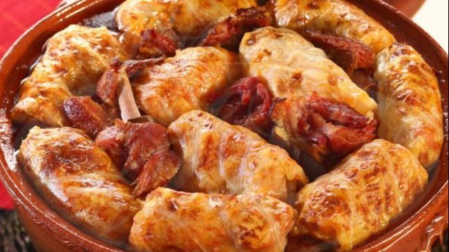 Cum să faci cele mai bune SARMELE - trucurile lui Chef Scărlătescu pentru sarmale delicioase!