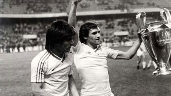 Proiectul CSA Steaua ia amploare. După Lăcătuş, un alt nume de legendă doreşte să se alăture