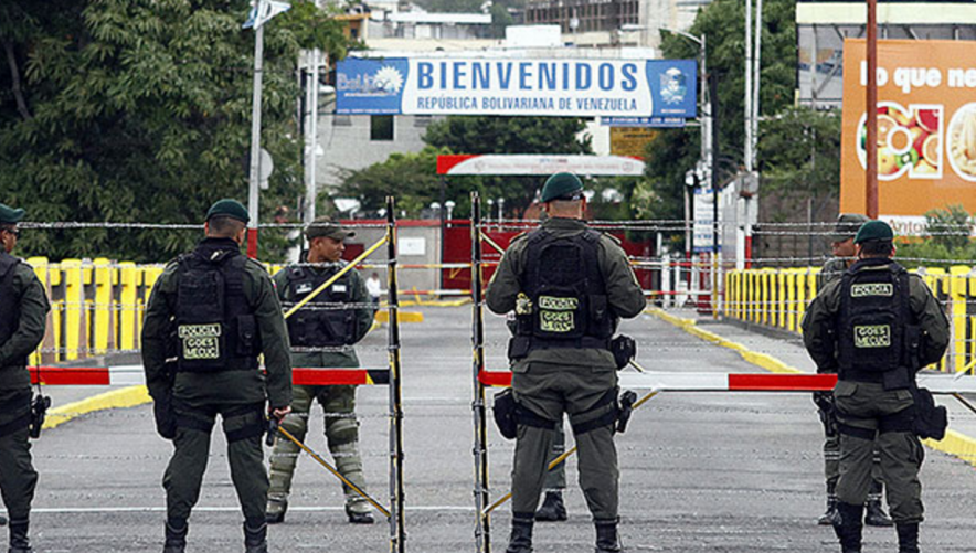 Venezuela a închis frontiera cu Columbia