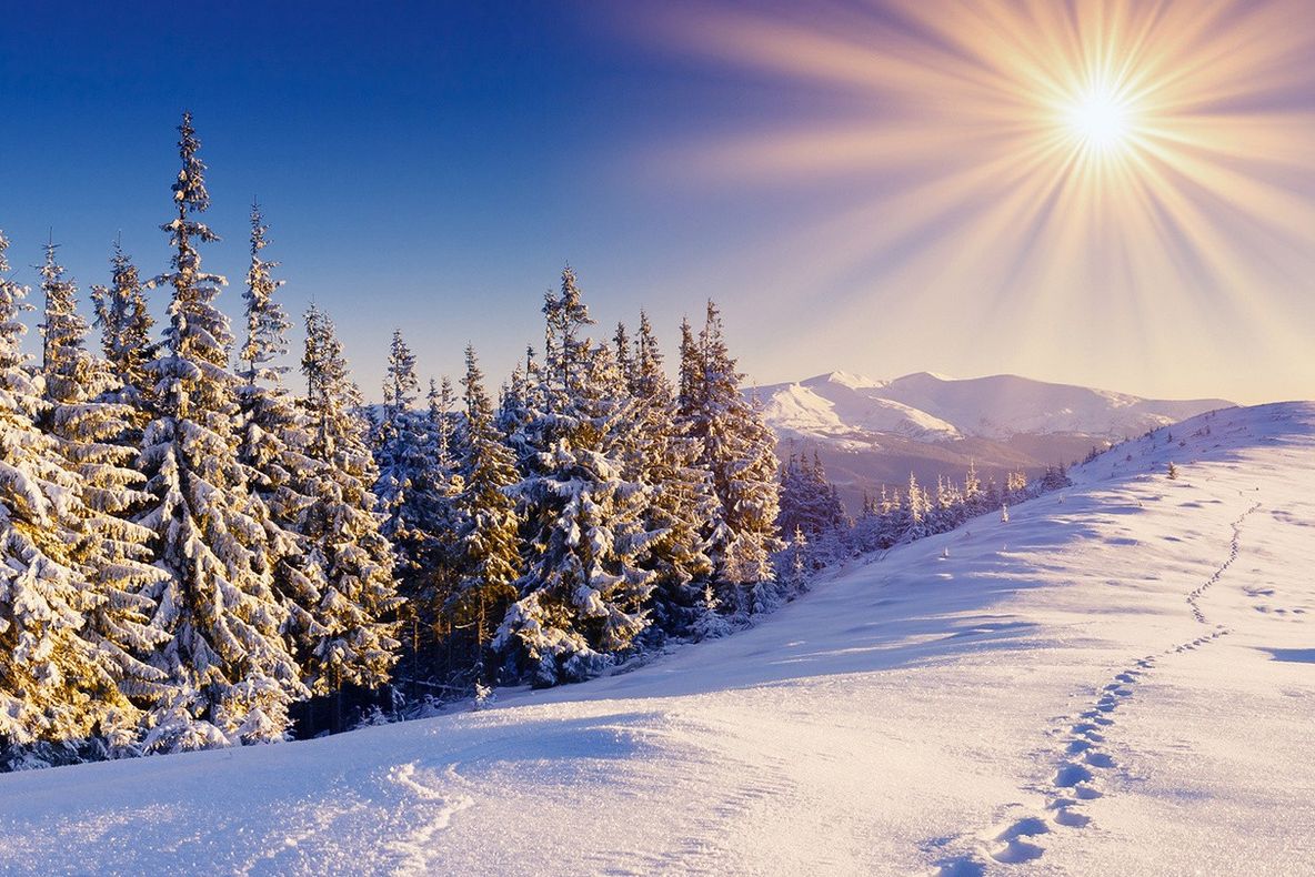 Cum va fi VREMEA în weekend. Surprize de la meteorologi