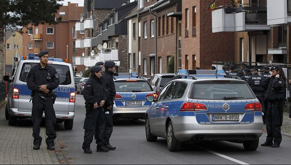 Tragedie în Germania! Cadavrele a șase tineri au fost descoperite într-un șopron