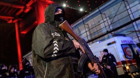 Revelion însângerat la Istanbul: opt persoane au fost reţinute 