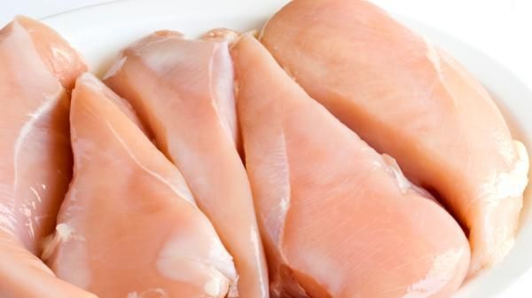 Lovitură pentru România! Ucraina interzice importul de carne de pui din Prahova