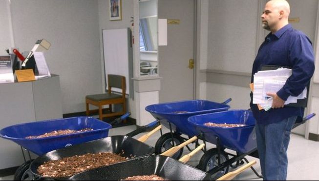 Taxa la stat, adusă în roabe! Răzbunarea unui american a șocat internetul