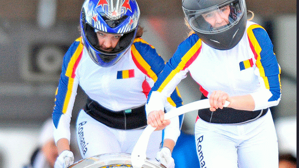 Victoria la Cupa Europei: Echipajul de bob feminin al României, medaliat în Germania