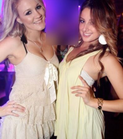 Fetele au căutat poza perfectă toată noaptea. O reuşiseră, dar când au văzut ce e în spate, au PLÂNS