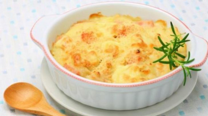 Aşa faci cel mai bun sufleu de conopidă. Ingredientul secret care îi dă tot gustul