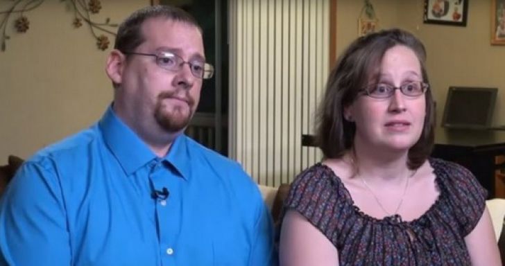 Îşi filma copiii, când a observat o scenă cutremurătoare! Halucinant! În dormitor, fiul cel mare...