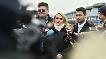 "Trăiesc în Germania și mi se face rău când văd ce e în România". Mesaj DUR pentru Gabriela Firea