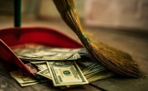 10 greşeli financiare pe care oamenii bogaţi NU le fac