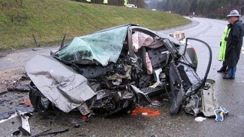 La prima lecție de șofat a lovit mortal o femeie. A coborât, a văzut cine e victima și a înghețat