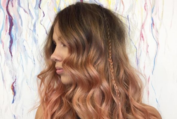 Tendinţa anului 2017! Cum arată noul trend în materie de colorare a părului