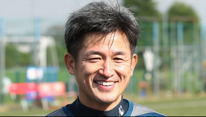 Incredibil! La 50 de ani, a semnat un nou contract de fotbalist profesionist