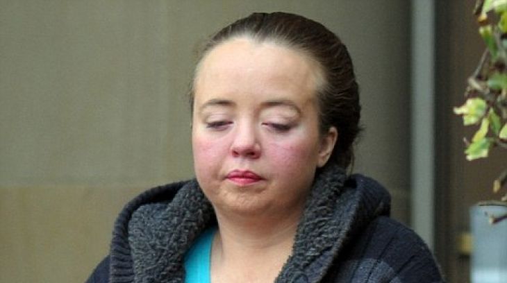 Incredibil! O mamă a stat cu bebeluşul său mort în casă timp de opt luni! Motivul este şocant