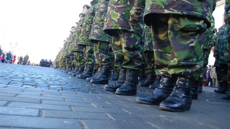 Contract cu semne de întrebare la MApN: Bărci de 1 milion de euro, livrate de firmă de tâmplărie