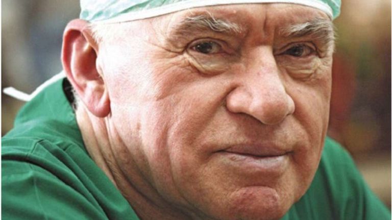 Acest celebru chirurg răstoarnă tot ceea ce ştiai despre dieta sănătoasă: Micul dejun este...