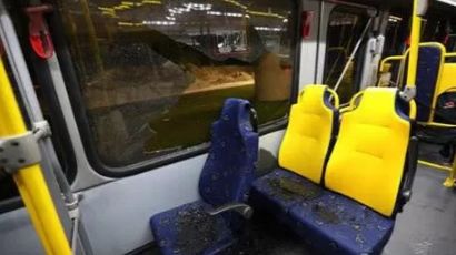 Cel puţin 16 morţi şi zeci de răniţi, după ce un autocar cu elevi s-a lovit de un pod, în Italia