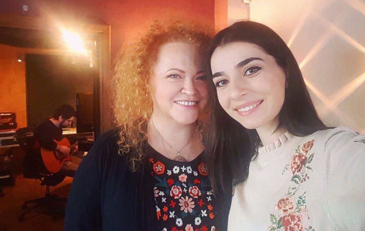 Narcisa Suciu se întoarce în România 