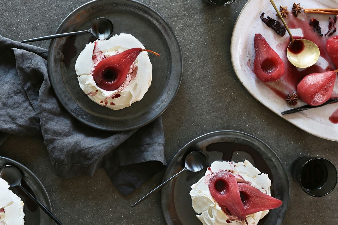 Reţetă de pere fierte în vin roşu