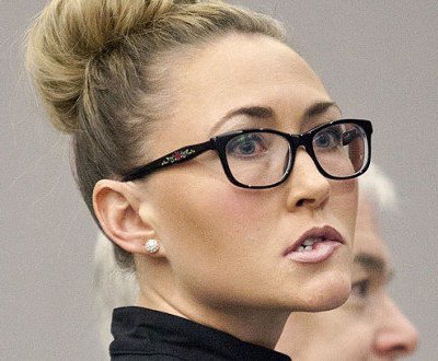 Profesoara obsedată de sex a rupt tăcerea în arest. La ce scene incredibile au luat parte elevii