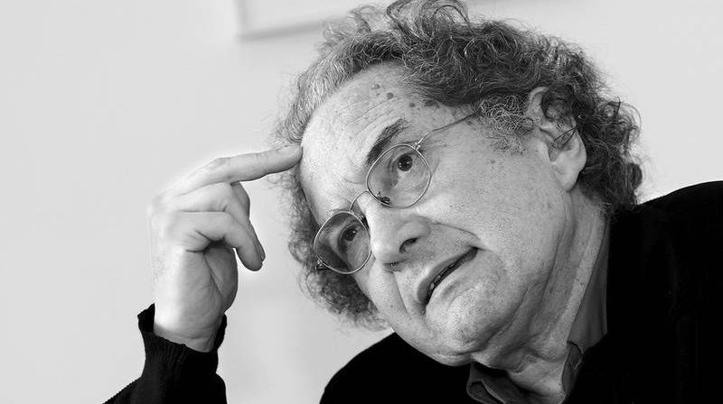 Dramă în lumea artistică! Un mare scriitor a plecat dintre noi 