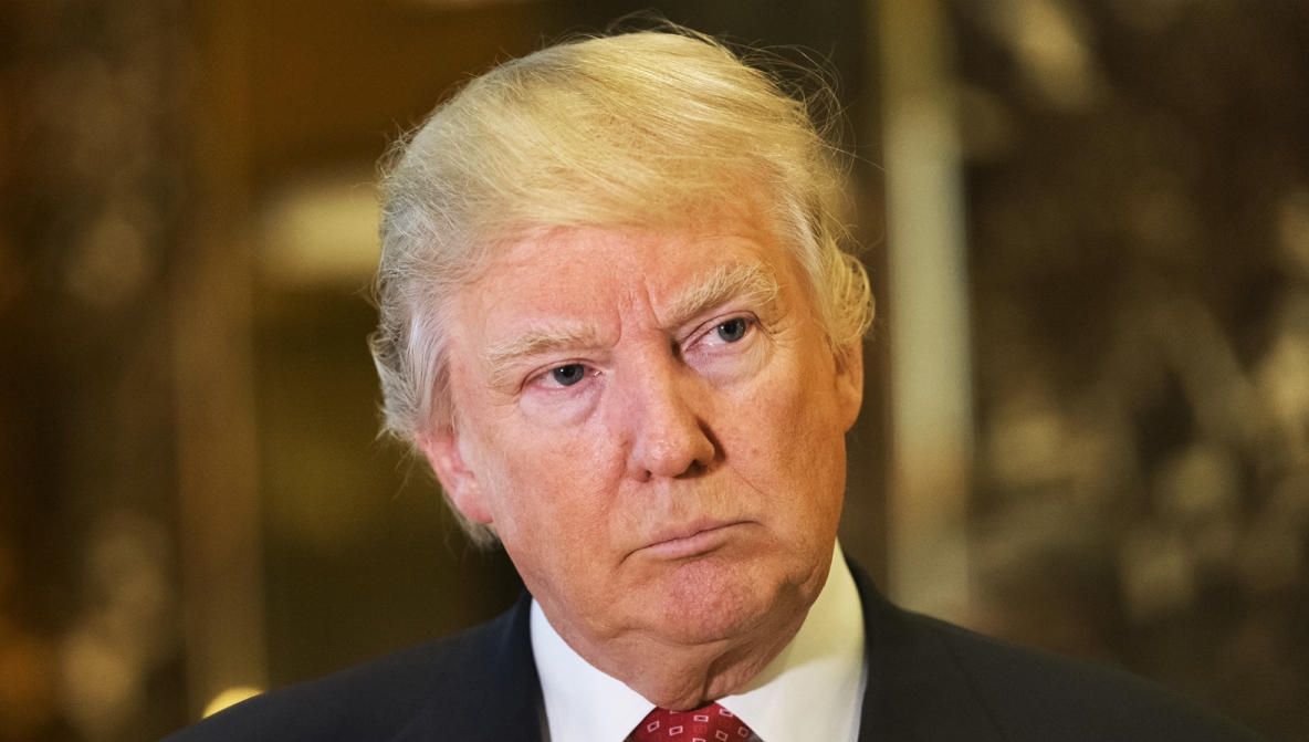 Donald Trump se întâlneşte pentru prima dată cu șefii companiilor vizate de atacuri cibernetice 