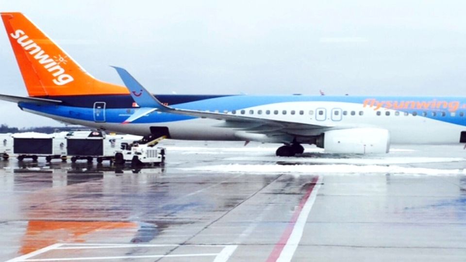 Un pilot a fost arestat în cabina de pilotaj, înainte de decolarea avionului. Ce riscau pasagerii