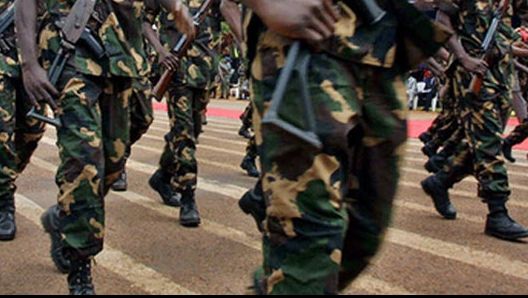 Armata senegaleză a intrat în Gambia. Președintele învins refuză să plece de la putere