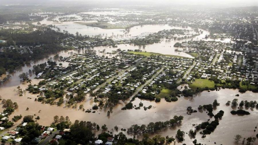 Cod PORTOCALIU de inundații pentru mai multe râuri din ţară. Ce sunt zonele vizate?