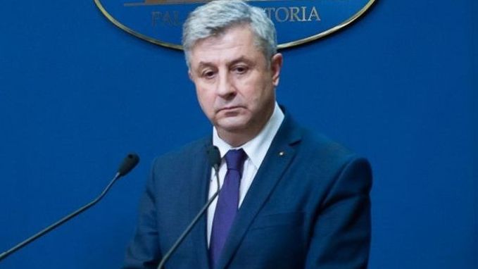Guvernul ezită cu modificarea Codului Penal. Aşteaptă deciziile Curţii Constituţionale