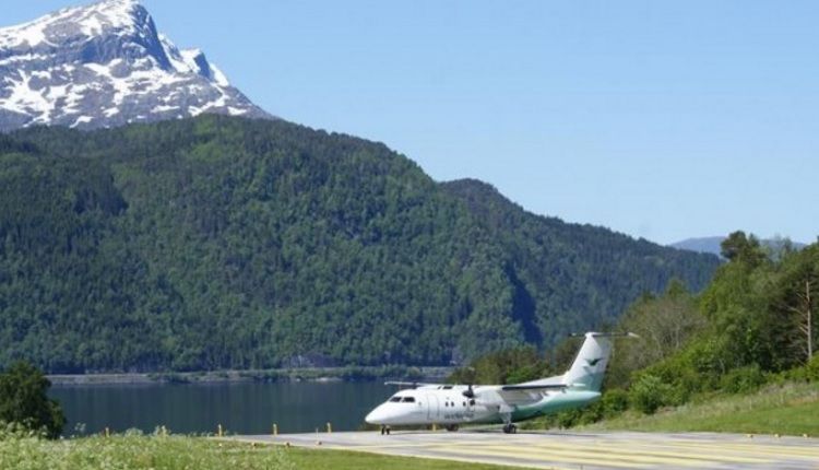 Cele mai periculoase piste de aeroport.Pasagerii şi piloţii tremură la fiecare decolare şi aterizare