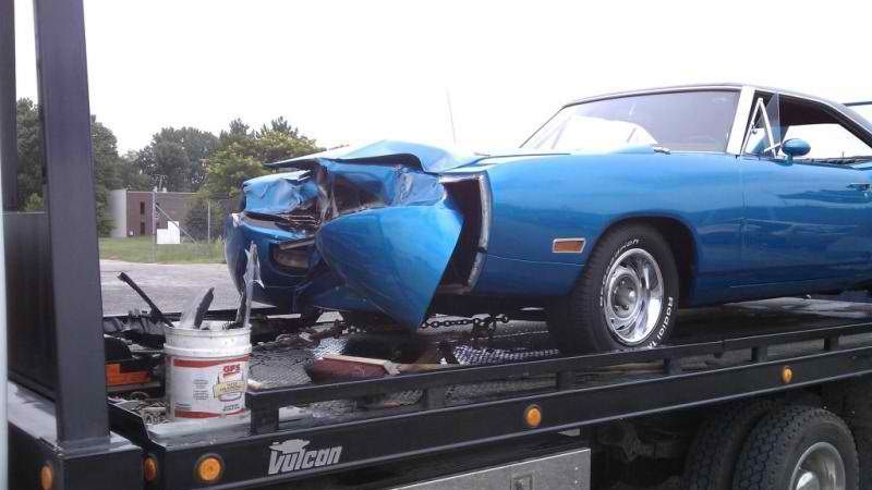 La prima lecție de șofat a lovit mortal o femeie. A coborât, a văzut cine e victima și s-a prăbușit