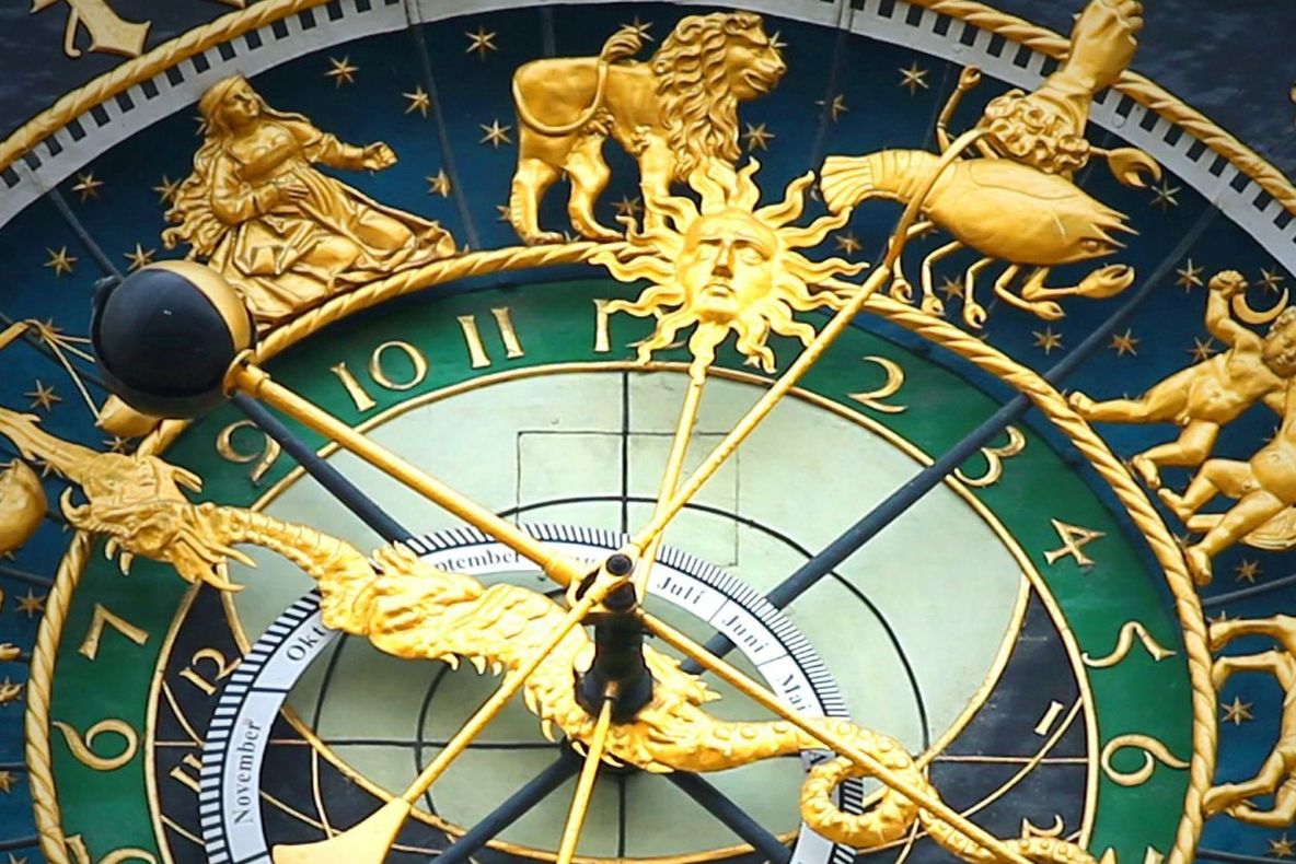 Horoscop martie 2017. O lună fabuloasă, dar sume mari de BANI se duc pe Apa Sâmbetei... 